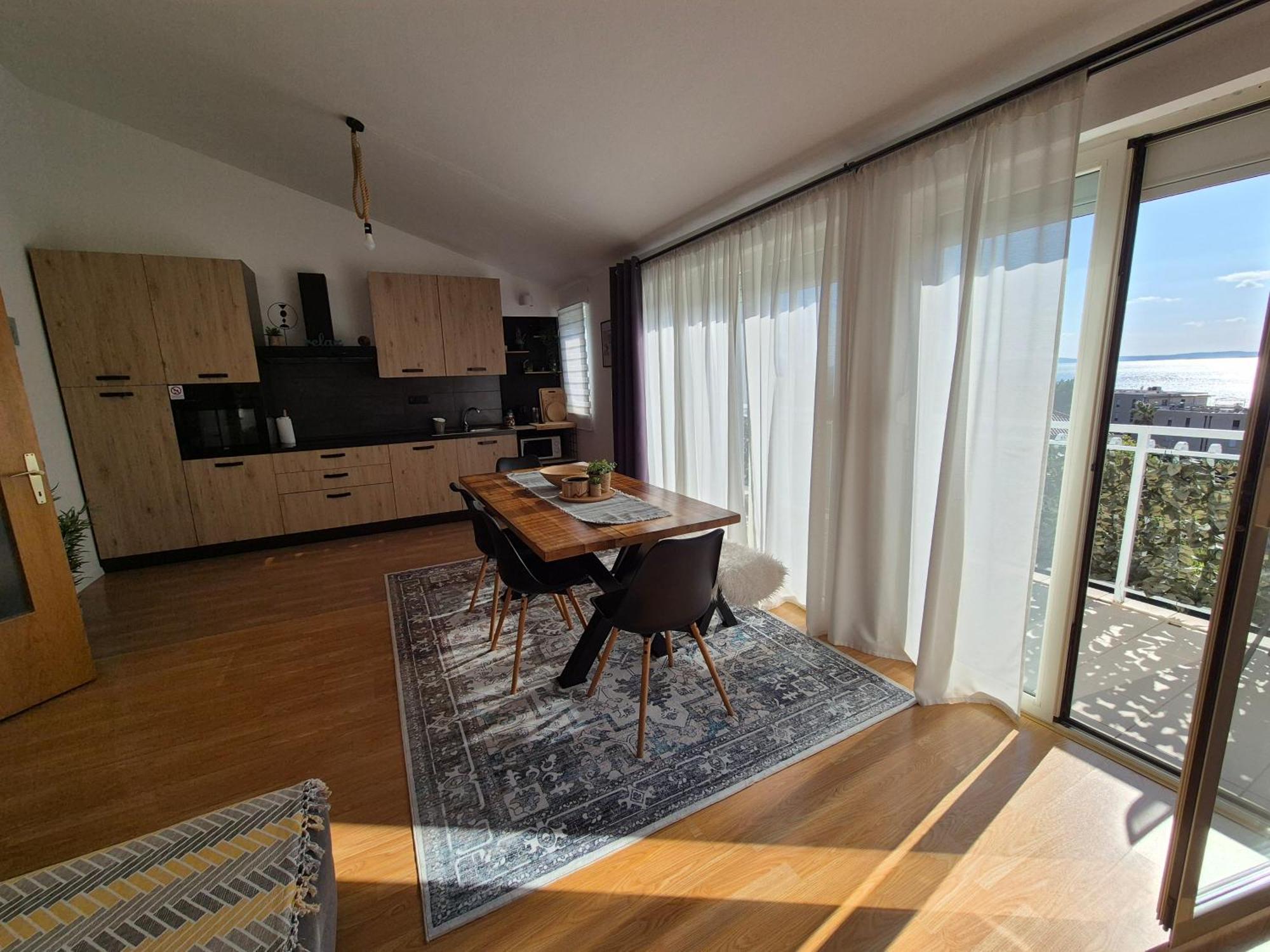 Apartment Near The Sea-Self Check-In Podstrana Exterior photo